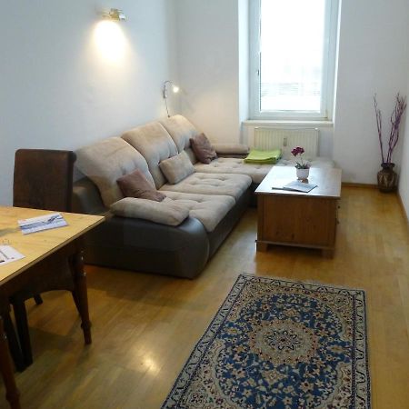 אינסברוק Charming, Central, Spacious Apartment מראה חיצוני תמונה
