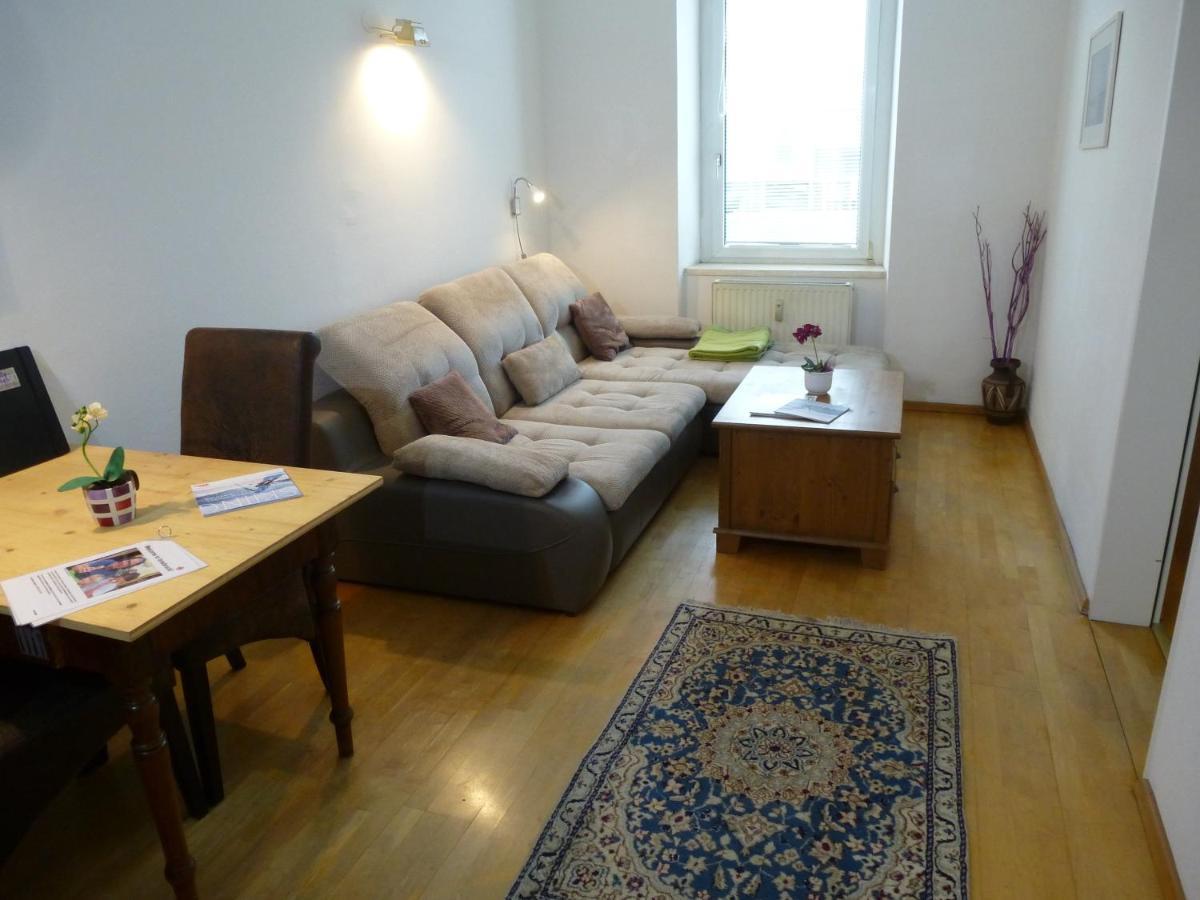 אינסברוק Charming, Central, Spacious Apartment מראה חיצוני תמונה